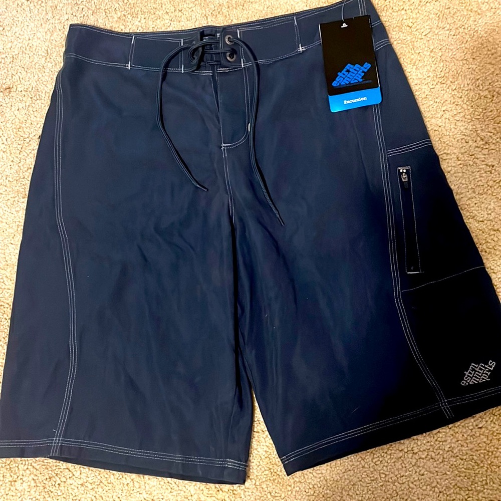 Eastern Mountain Sports Men’s Excursion Board Shorts, sz 32 NWT, Navy Blue